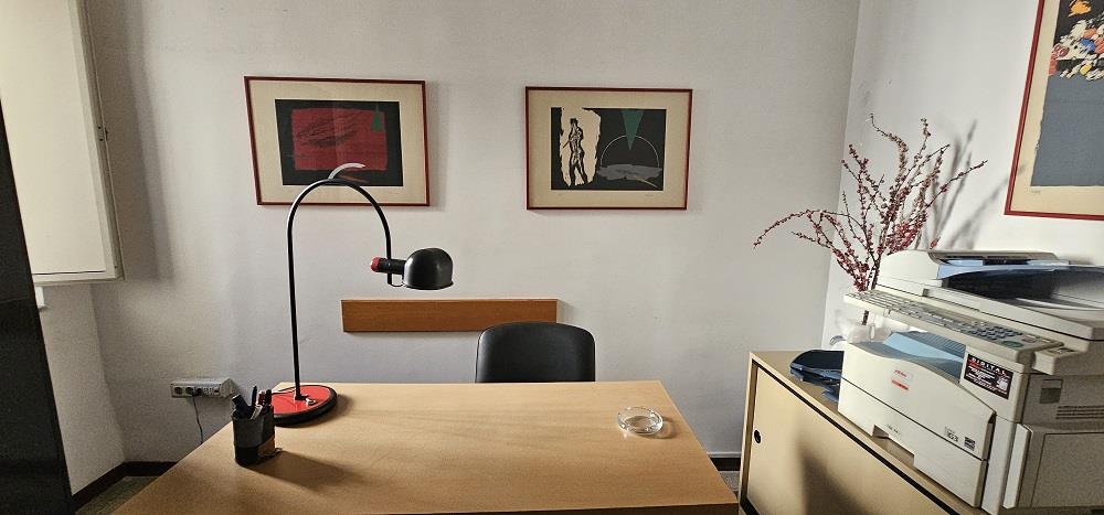 Ufficio in affitto in via crispi, Napoli