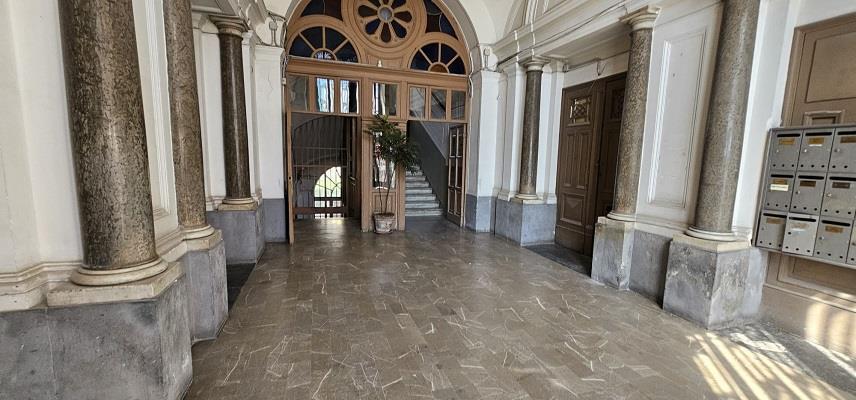 Appartamento vista mare in corso vittorio emanuele 466, Napoli