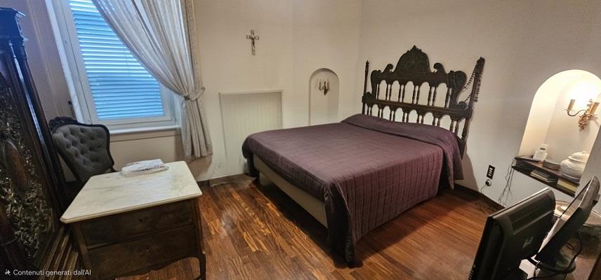 Appartamento da ristrutturare in corso vittorio emanuele 121, Napoli