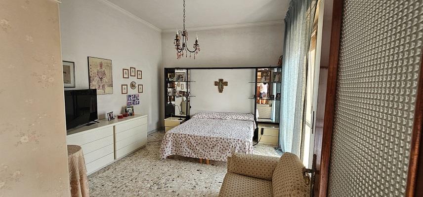 Appartamento da ristrutturare in via maurizio de vito piscicelli 13, Napoli