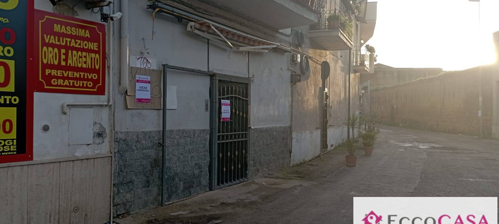 Locale commerciale in affitto a Maddaloni