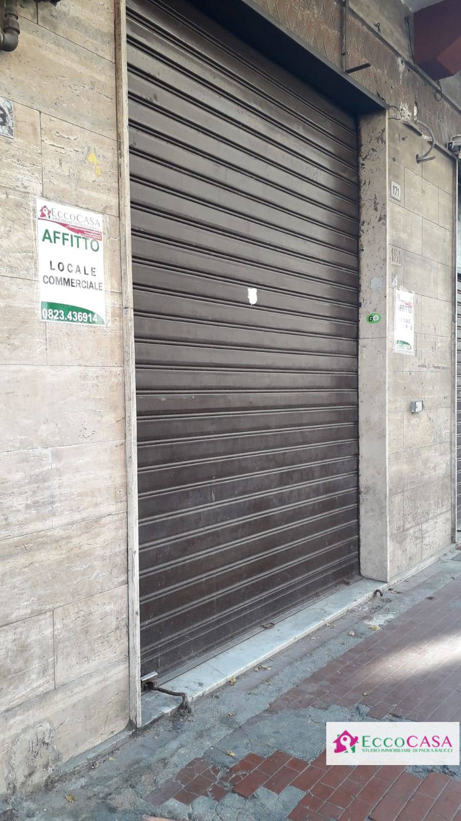 Locale commerciale in vendita a Maddaloni