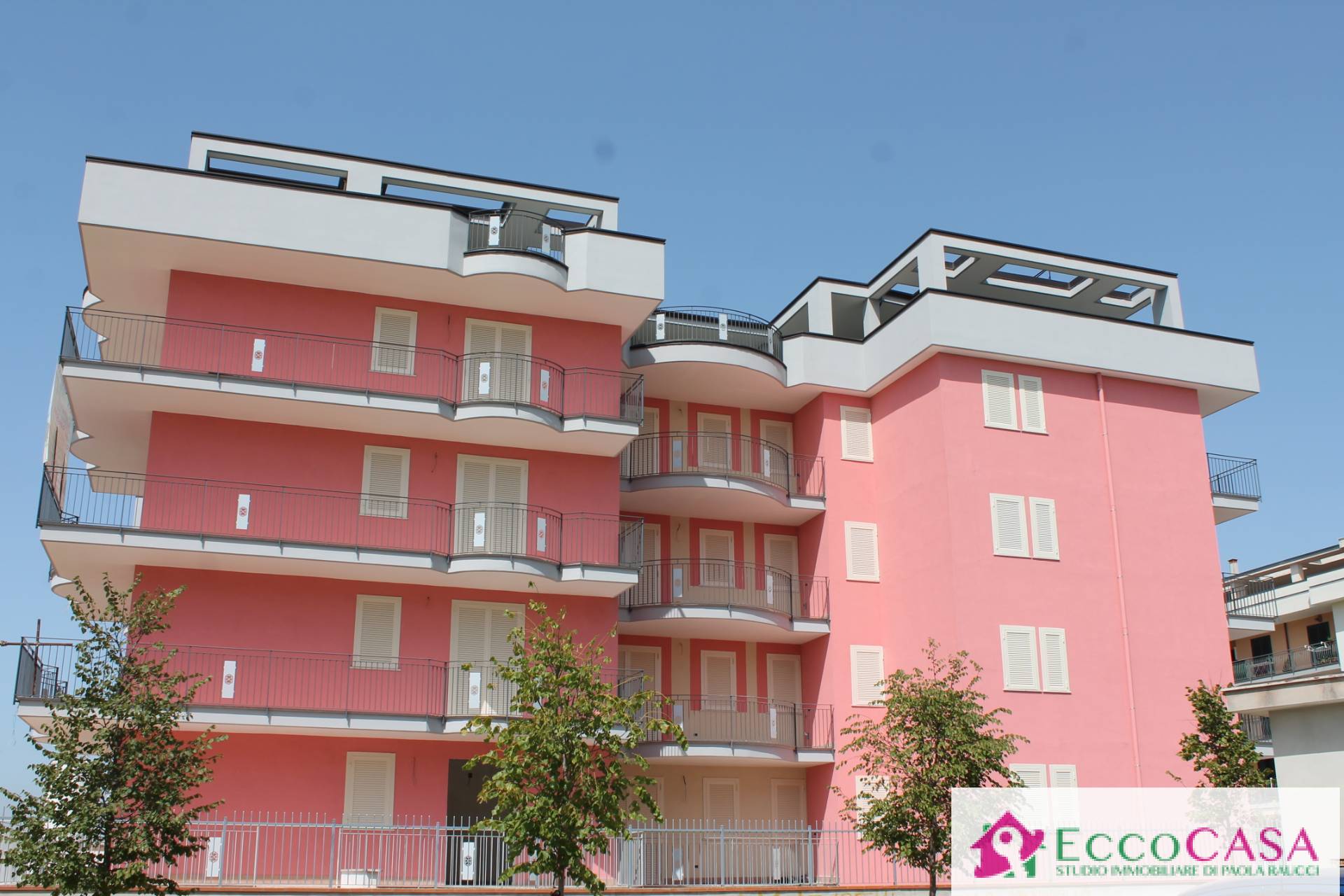 Box o garage in vendita a Maddaloni