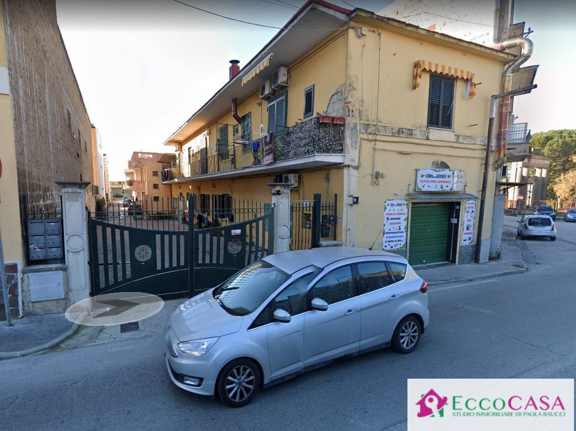 Posto auto coperto in affitto a Maddaloni