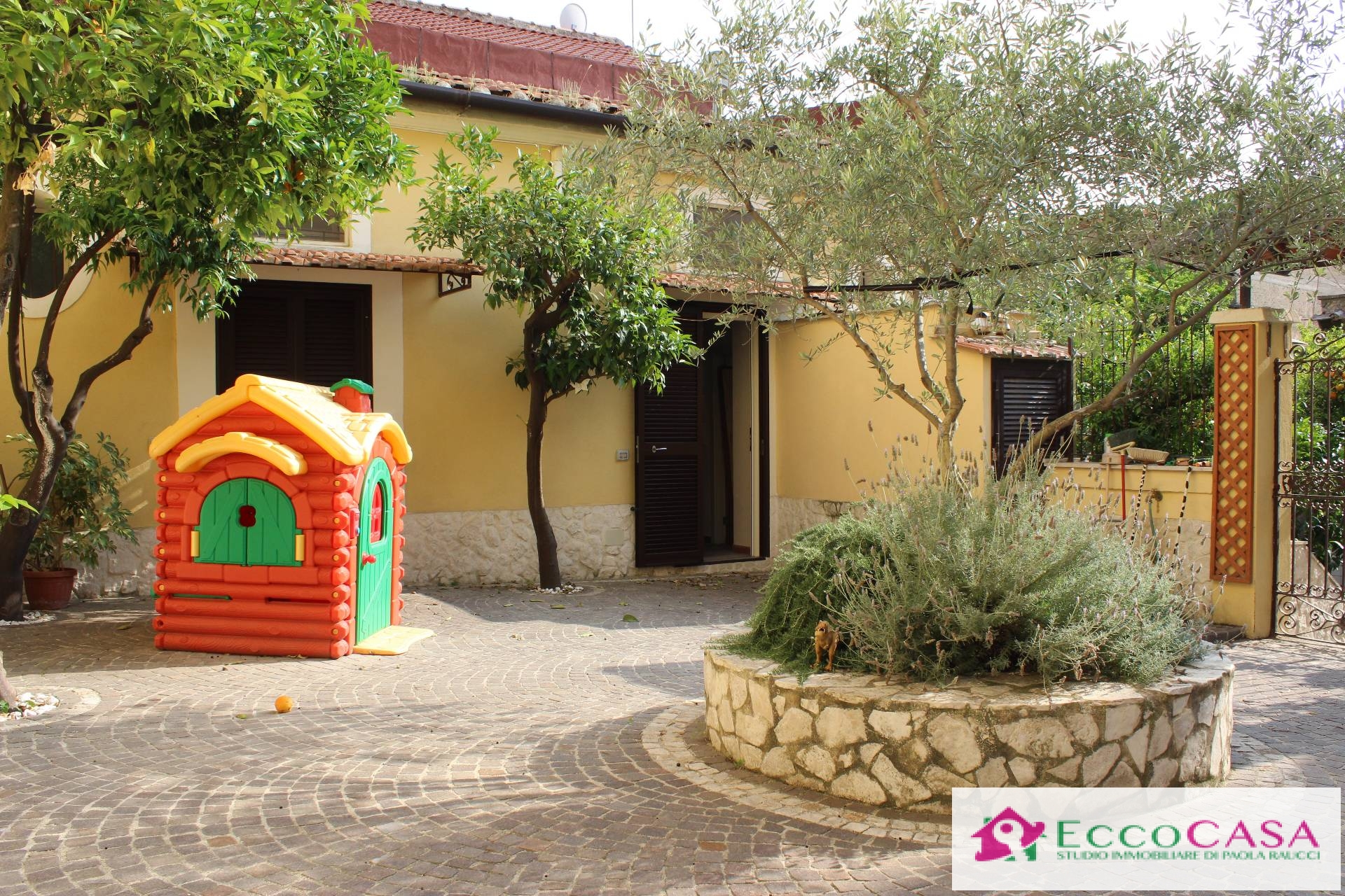 Villa in vendita a Maddaloni