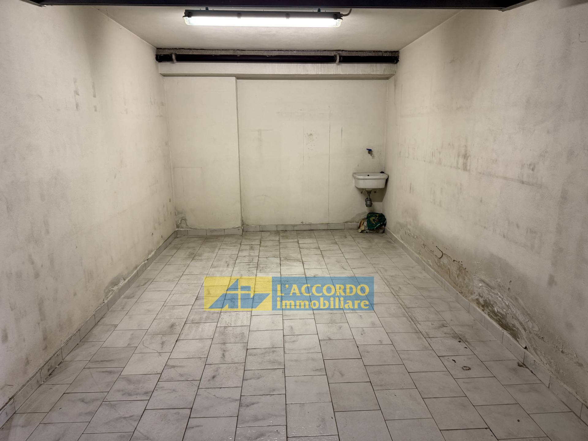 Box o garage in vendita a Chieti, Stadio