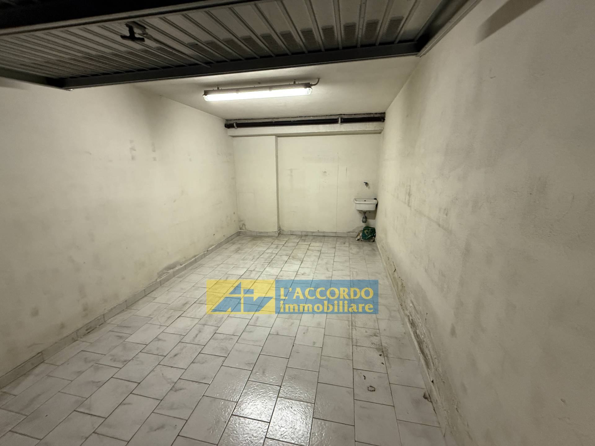 Box o garage in vendita a Chieti, Stadio