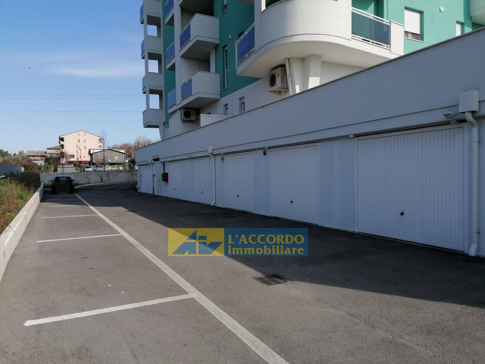 AUTORIMESSA/GARAGE in vendita a Chieti, Madonna delle Piane