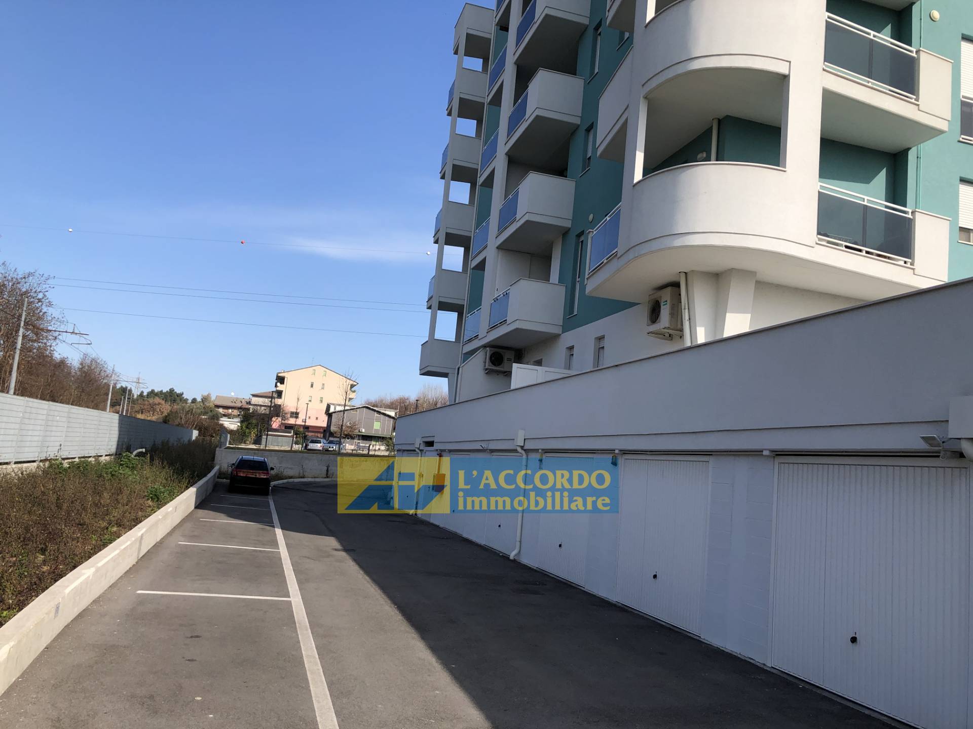 AUTORIMESSA/GARAGE in vendita a Chieti, Madonna delle Piane