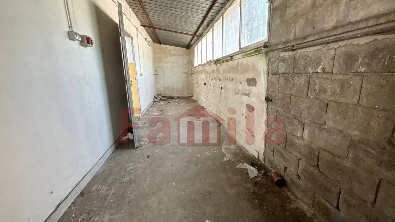 Deposito in vendita a Avella