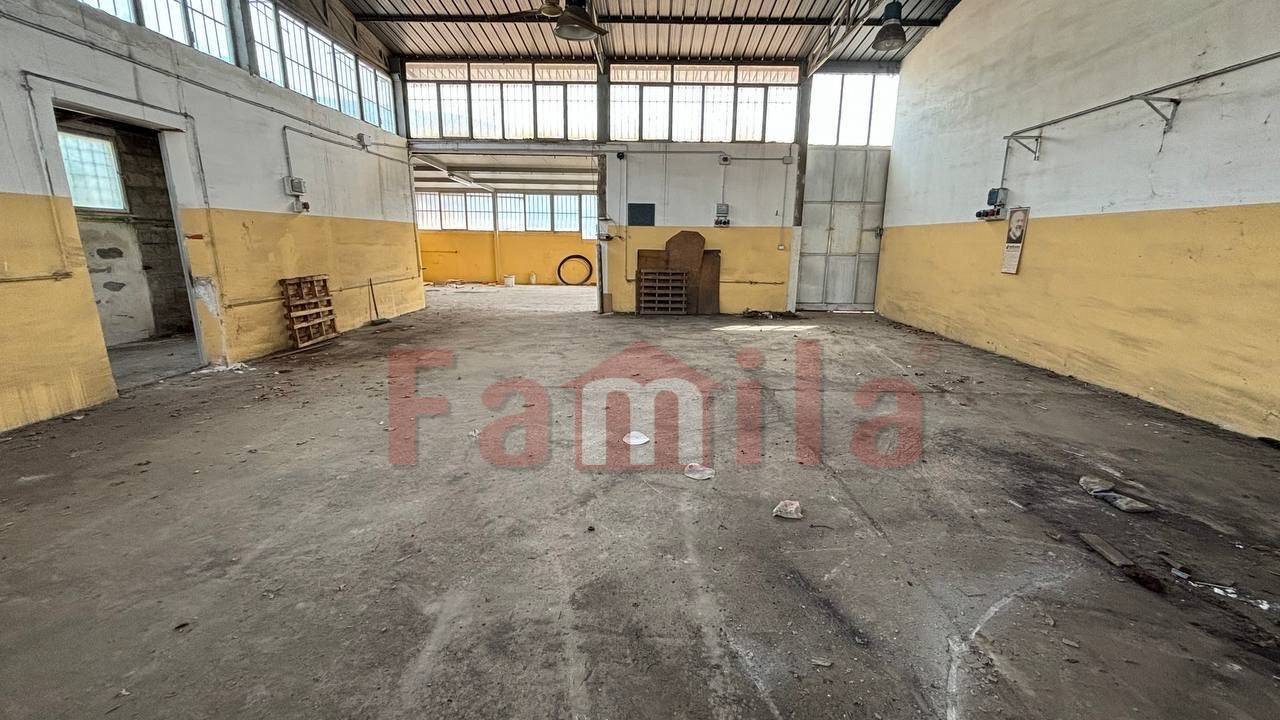 Deposito in vendita a Avella