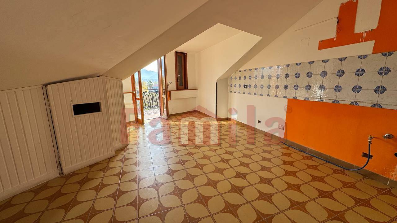 Mansarda in affitto a Sperone