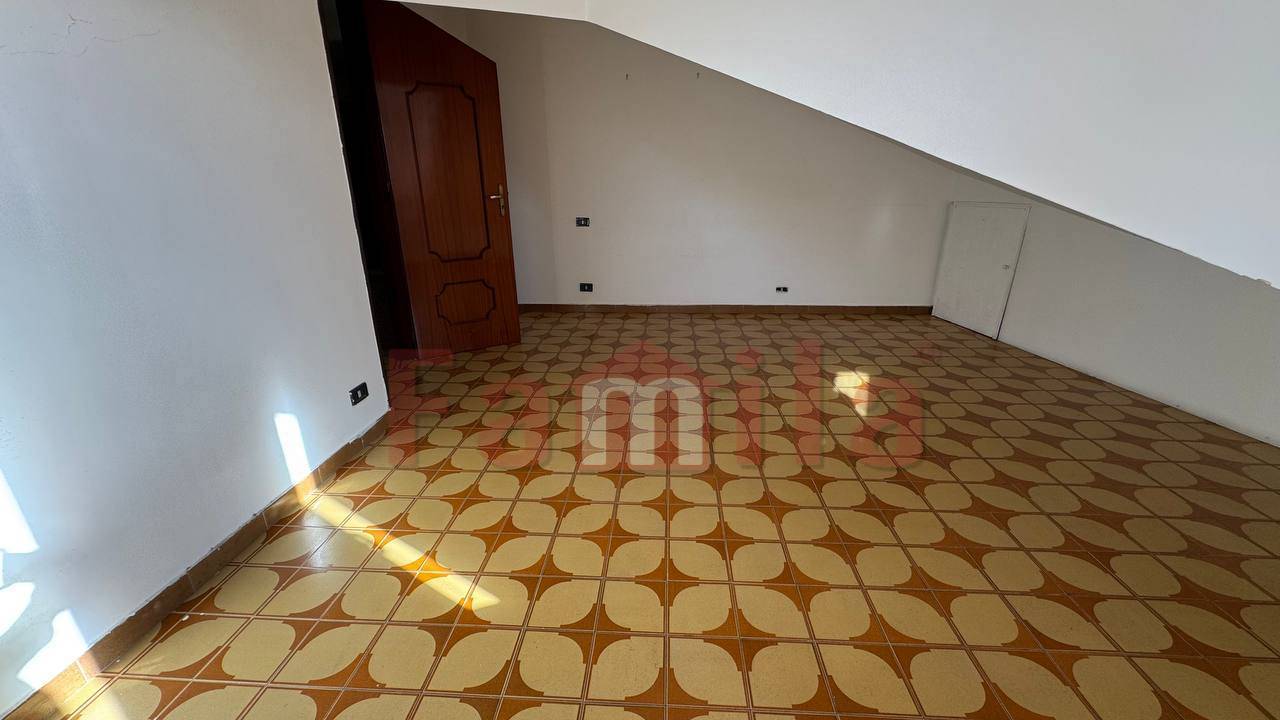 Mansarda in affitto a Sperone