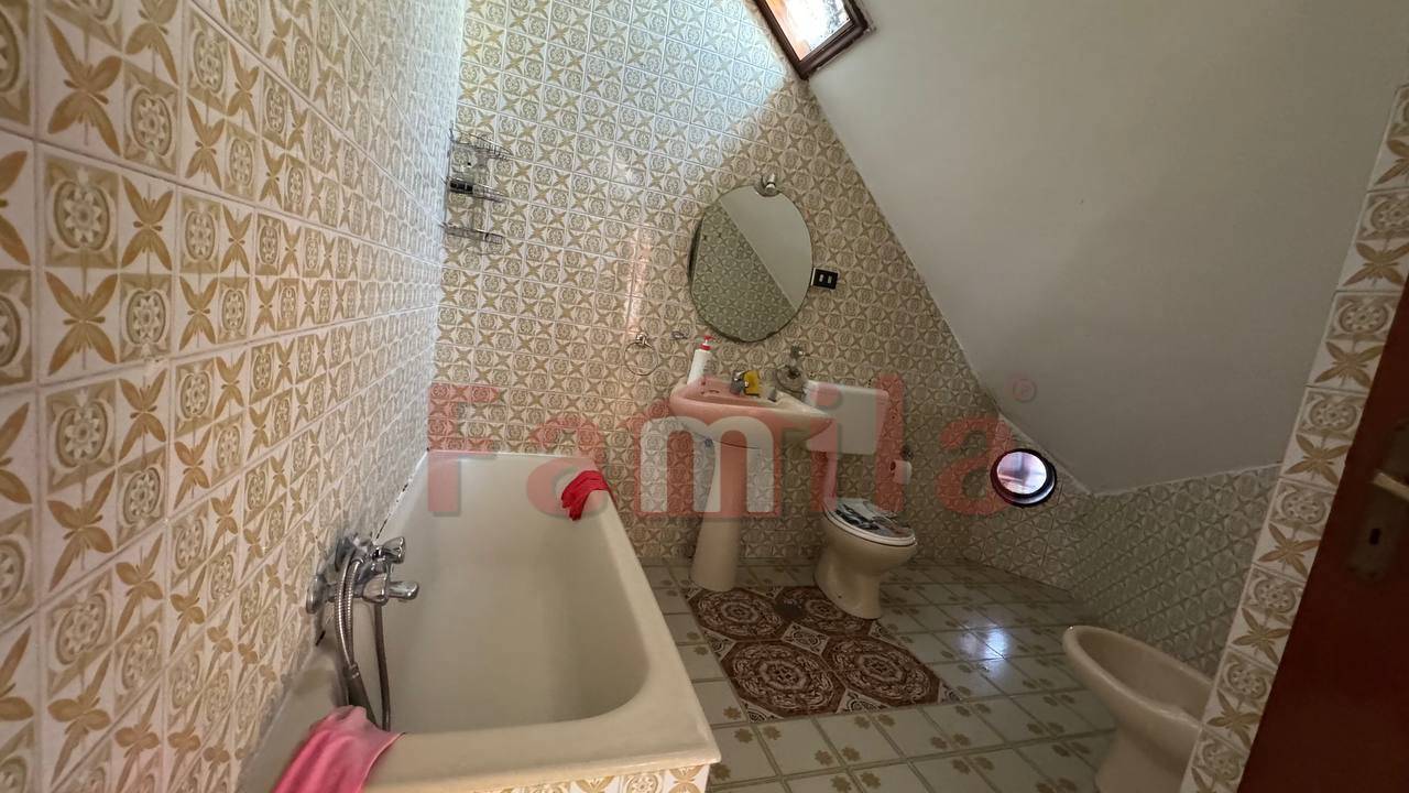 Mansarda in affitto a Sperone