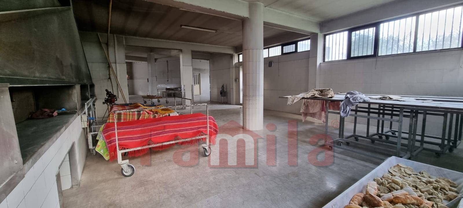 Locale commerciale in affitto a Mugnano del Cardinale