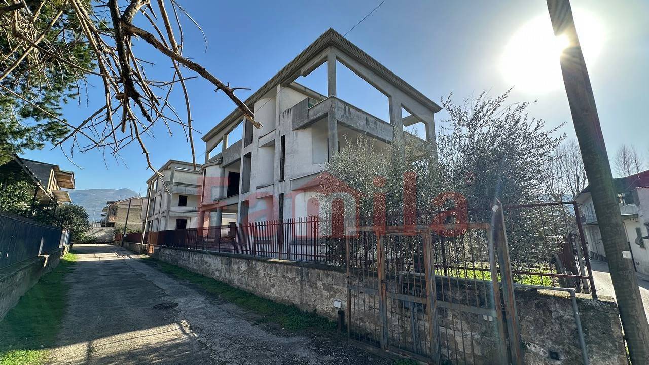 Villa in vendita a Sperone