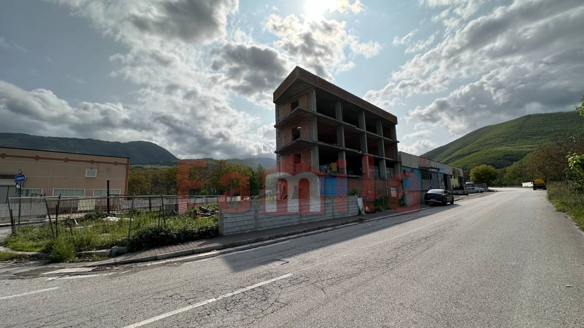 Capannone in vendita a Mugnano del Cardinale