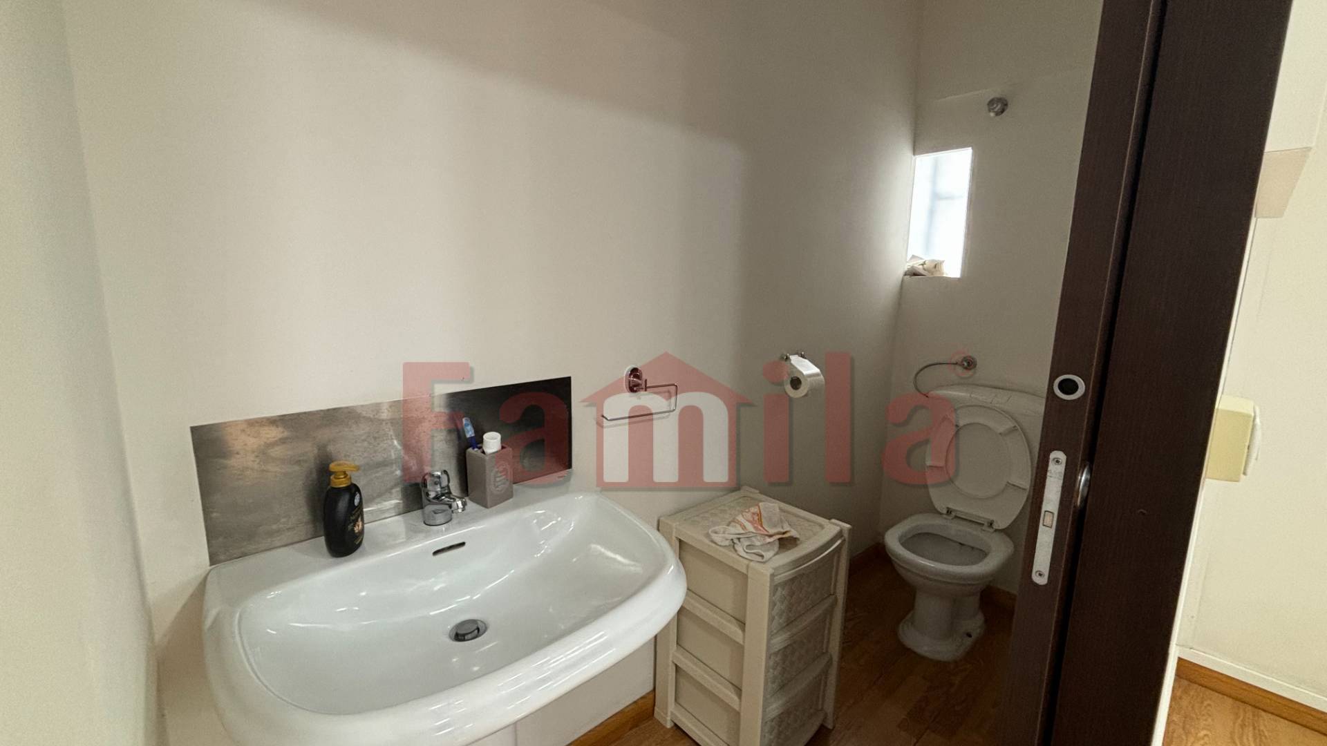 Capannone in affitto a Sperone