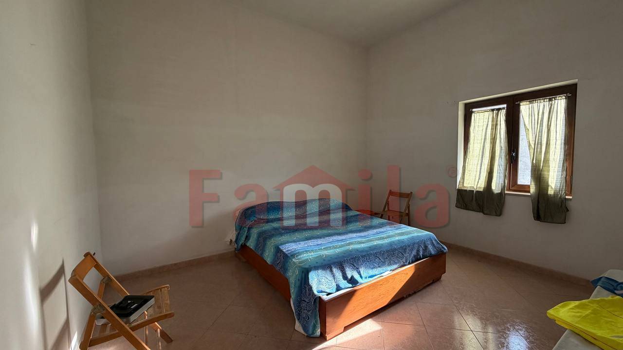 Deposito in vendita a Avella