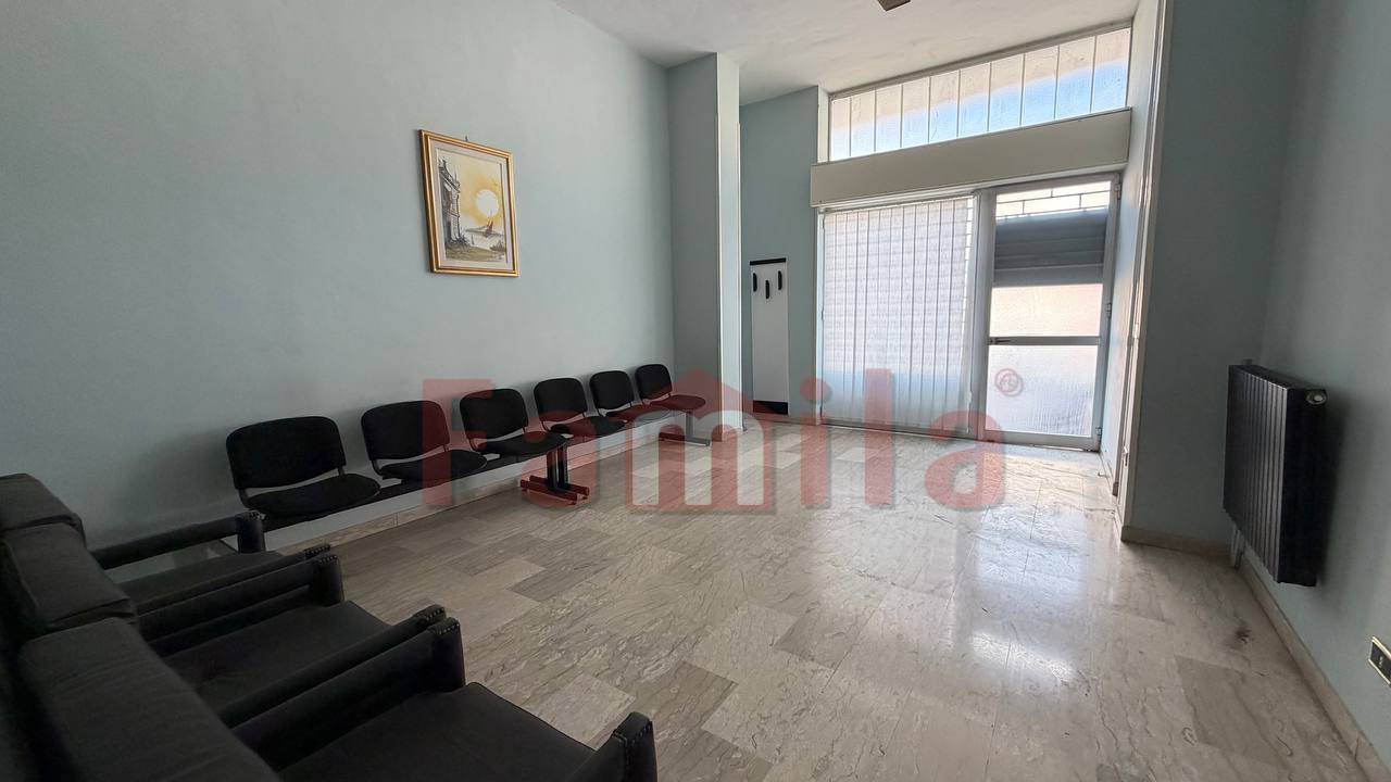 Studio/Ufficio in affitto a Mugnano del Cardinale