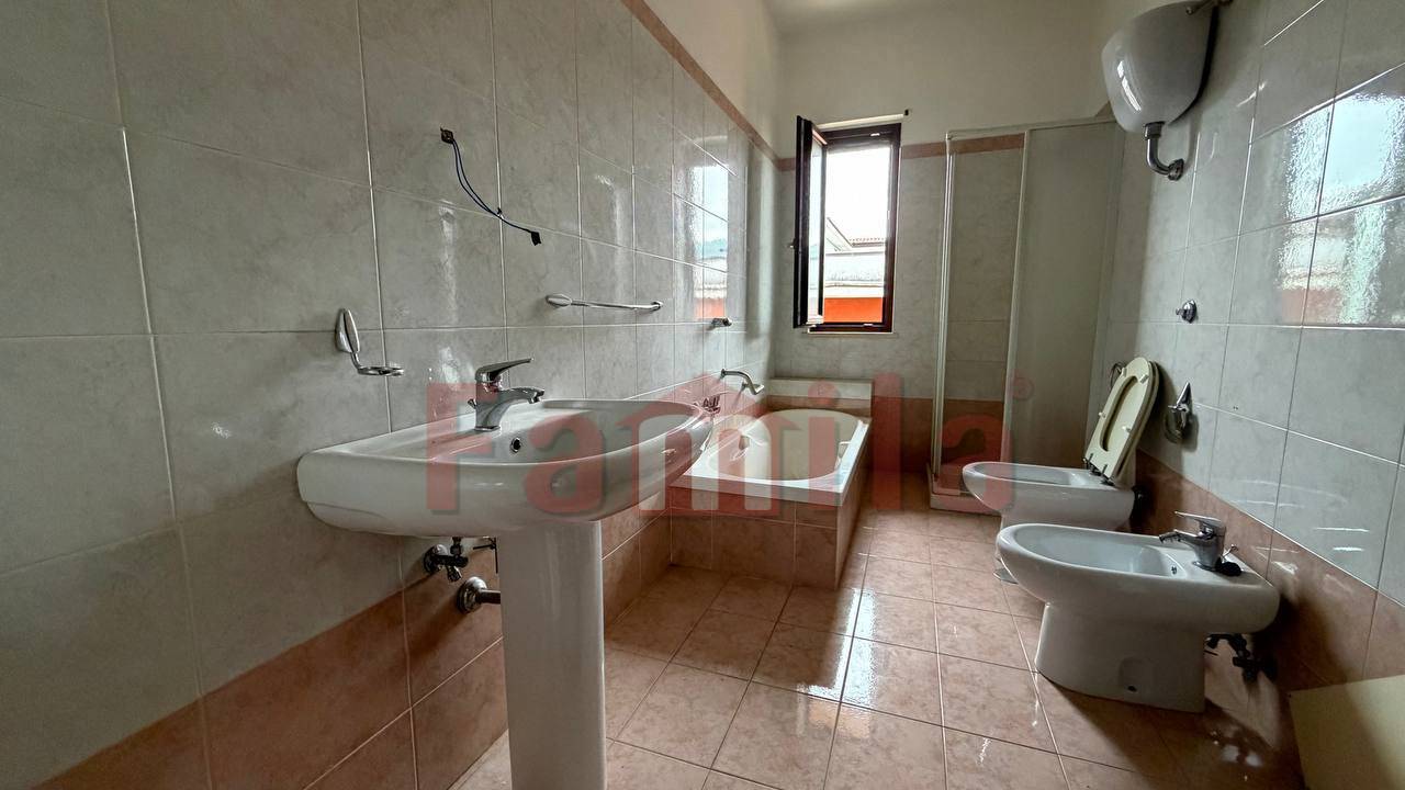 Appartamento in affitto a Sperone