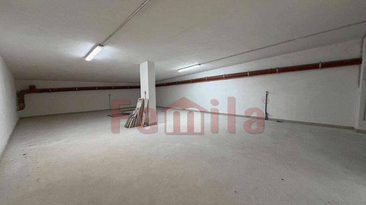 Box o garage in affitto a Mugnano del Cardinale