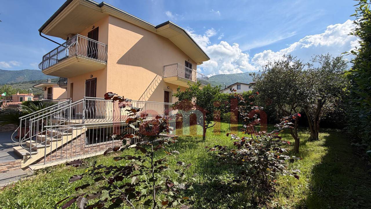Villa in vendita a Sirignano