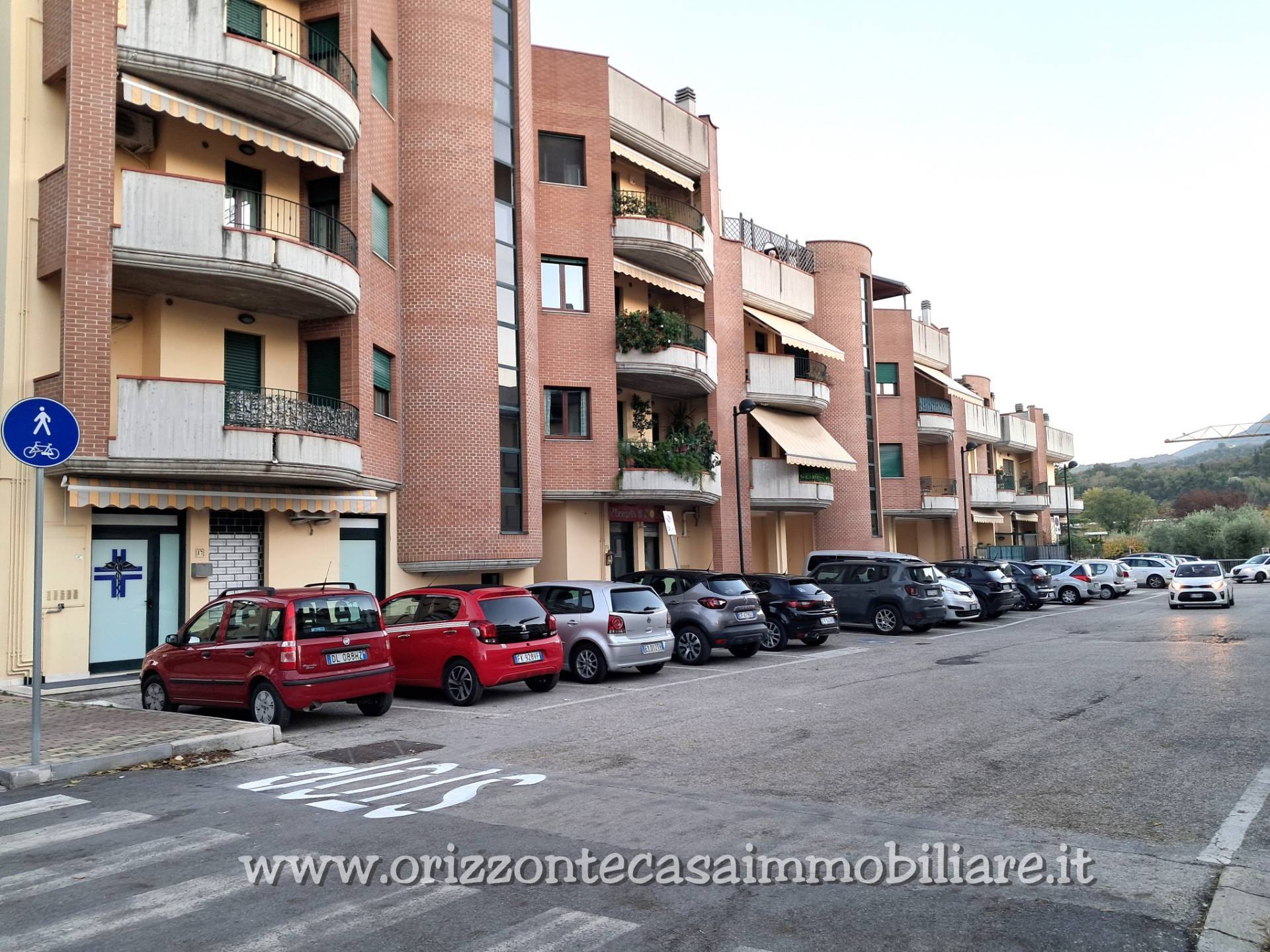 Appartamento in vendita a Ascoli Piceno, Monticelli