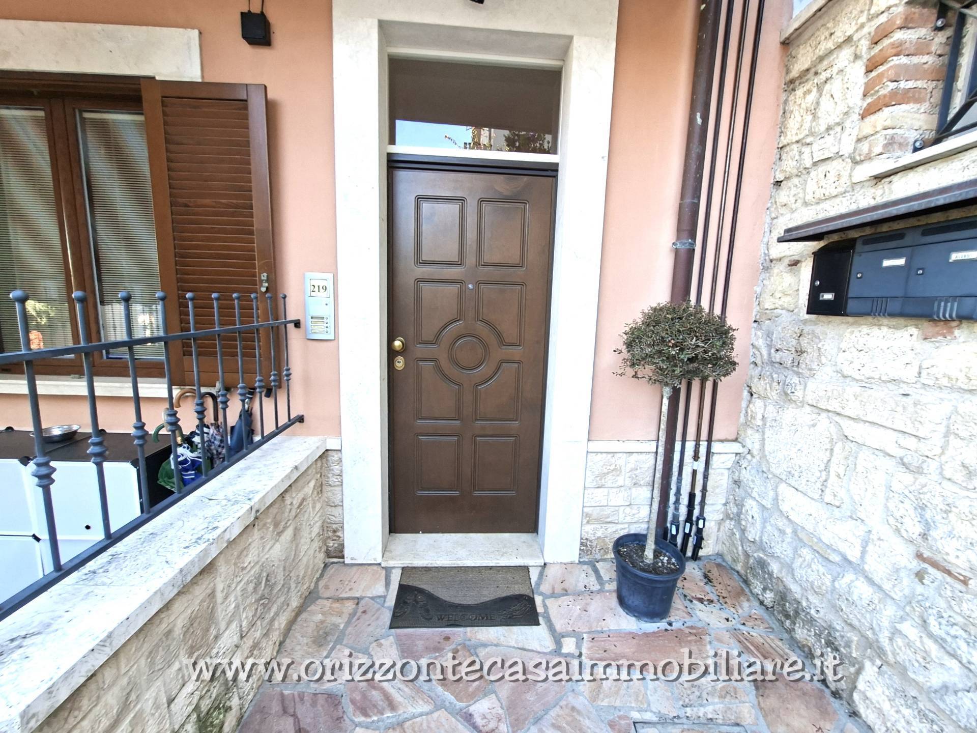 APPARTAMENTO CON MANSARDA in vendita a Ascoli Piceno, Lisciano