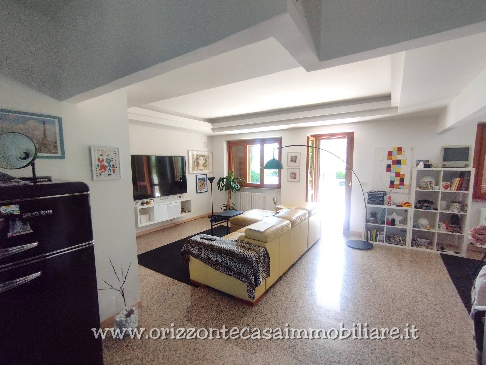 APPARTAMENTO CON GIARDINO in vendita a Folignano