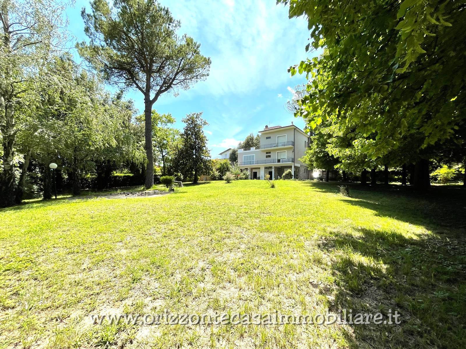 Villa in vendita a Civitella del Tronto, Villa Lempa