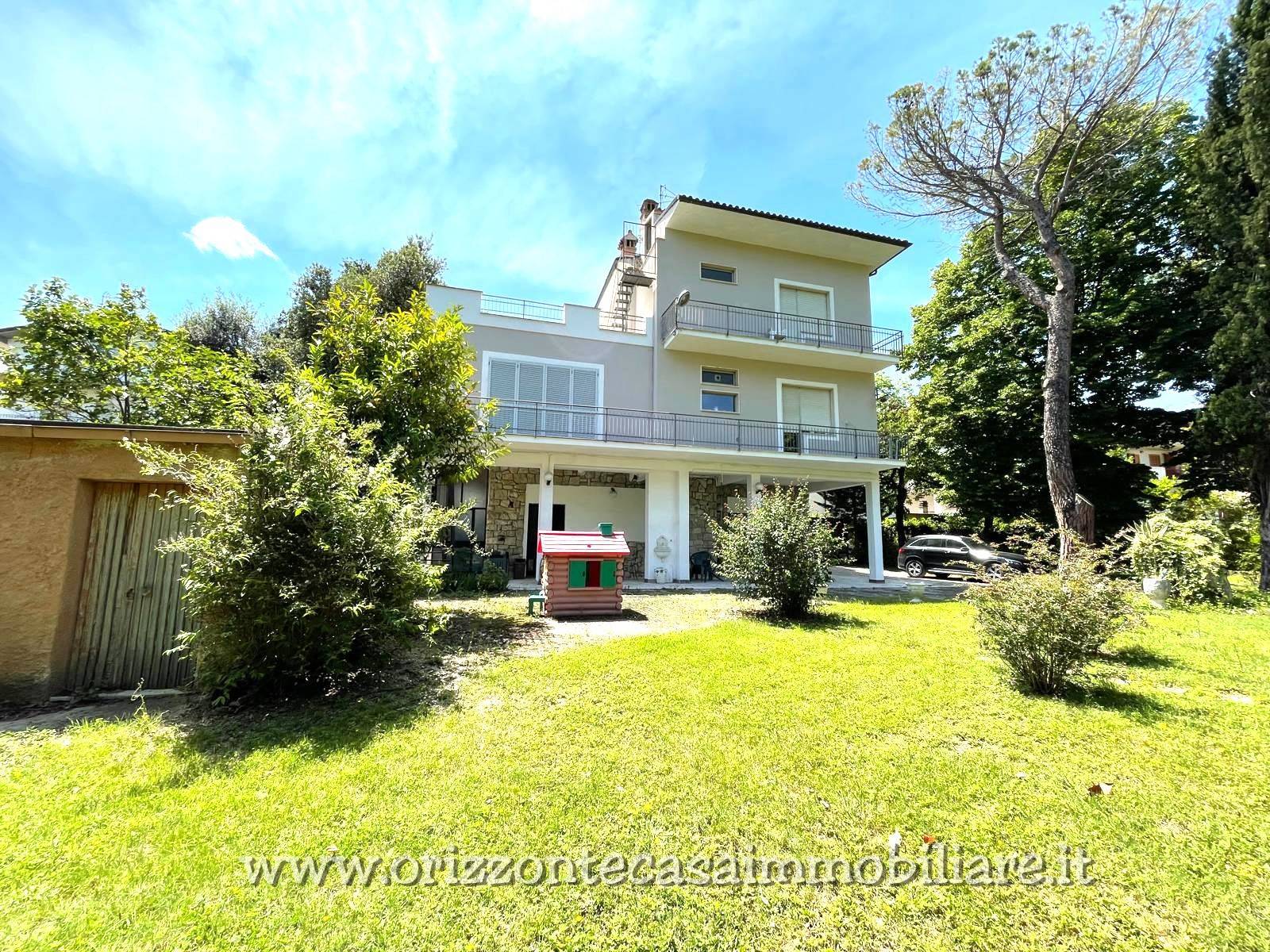 Villa in vendita a Civitella del Tronto, Villa Lempa