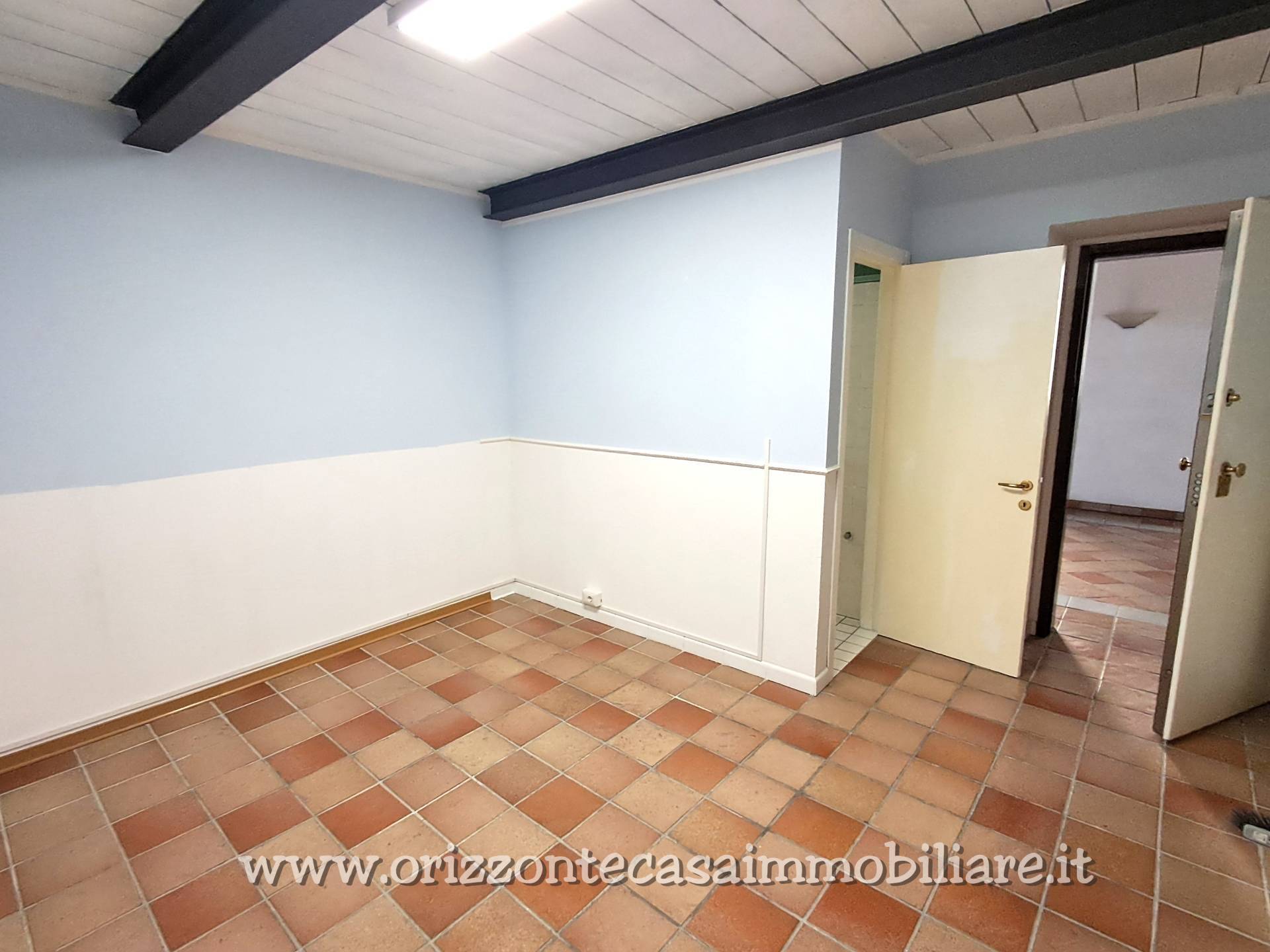 Studio/Ufficio in affitto a Ascoli Piceno, Centro Storico