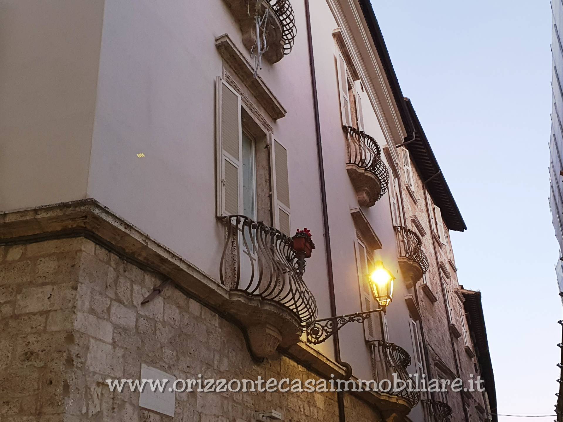 Appartamento in vendita a Ascoli Piceno, Centro Storico