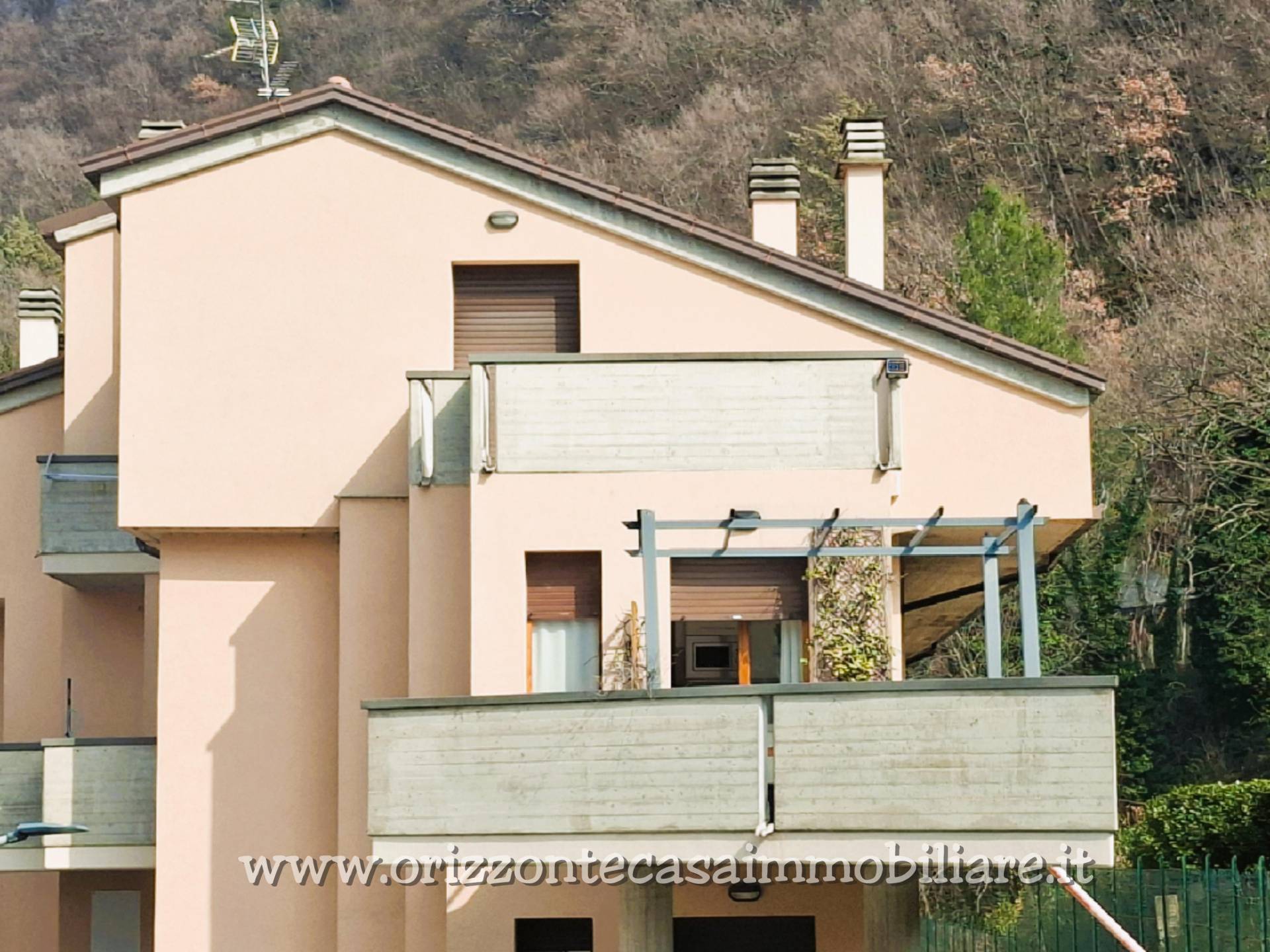 APPARTAMENTO CON MANSARDA in vendita a Acquasanta Terme