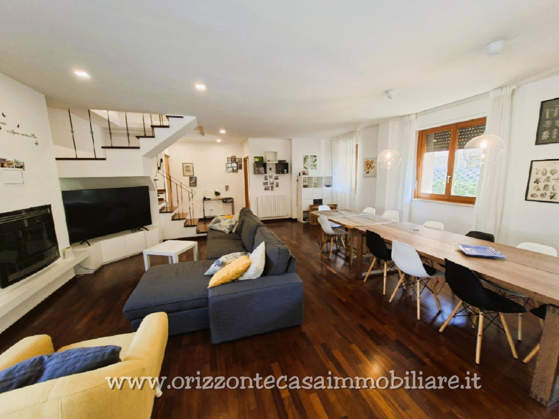 APPARTAMENTO CON MANSARDA in vendita a Acquasanta Terme