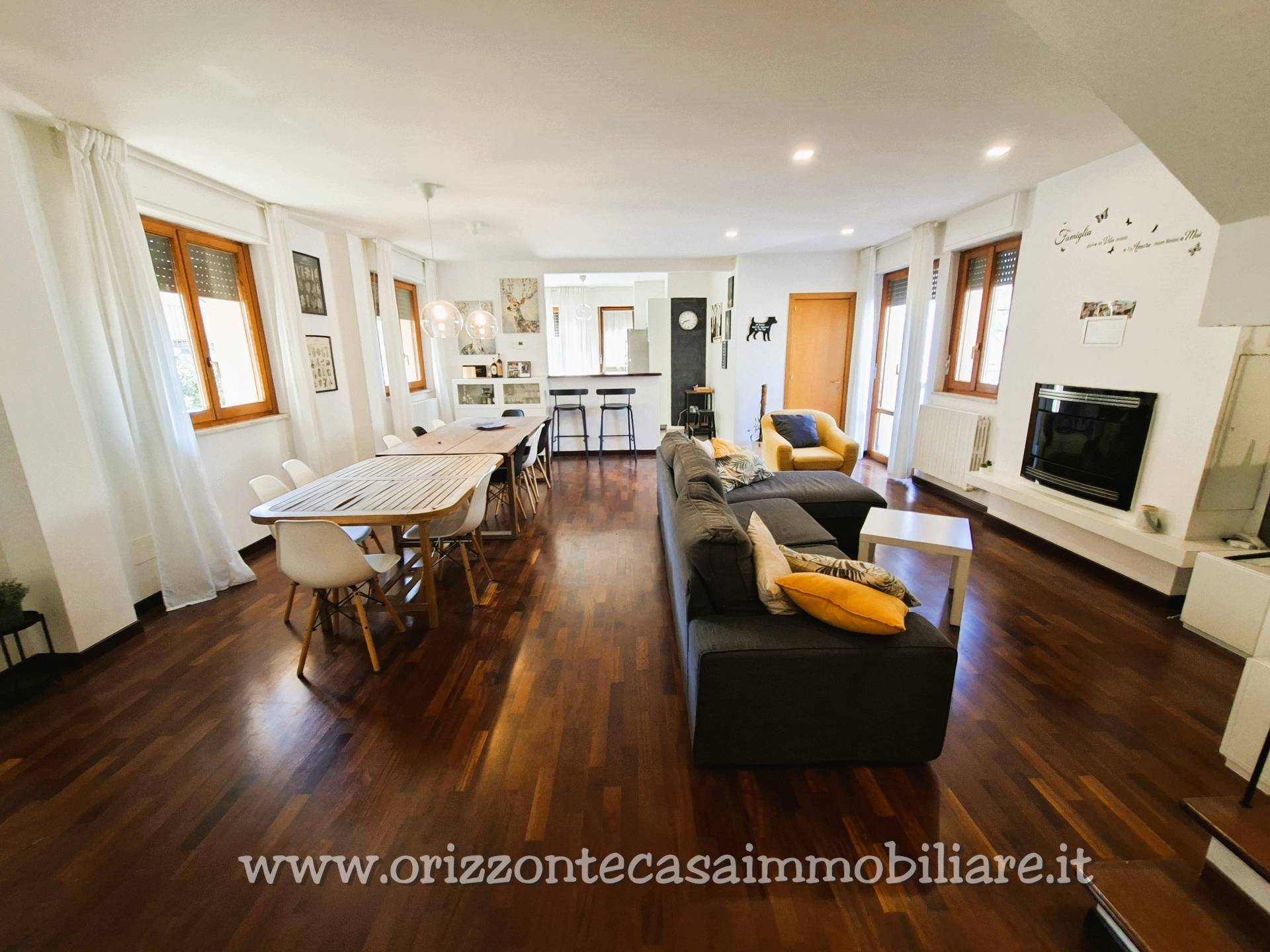 APPARTAMENTO CON MANSARDA in vendita a Acquasanta Terme