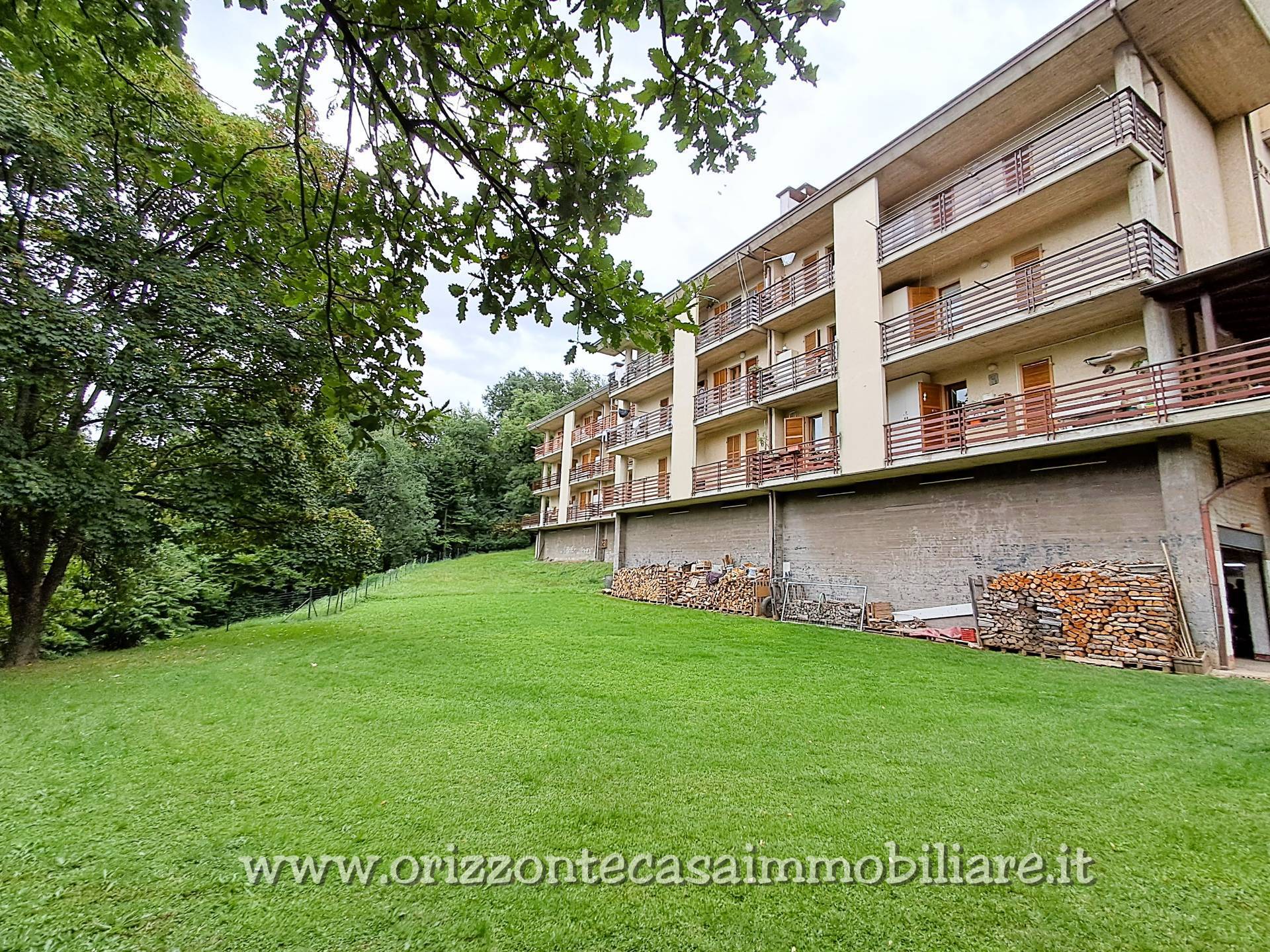 APPARTAMENTO CON MANSARDA in vendita a Ascoli Piceno, Piagge