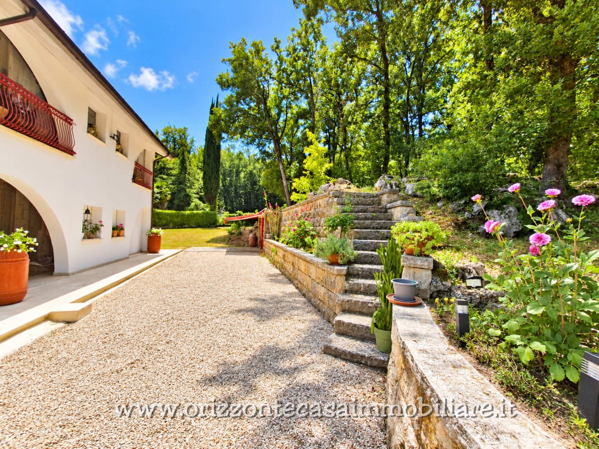 Villa in vendita a Ascoli Piceno, Carpineto