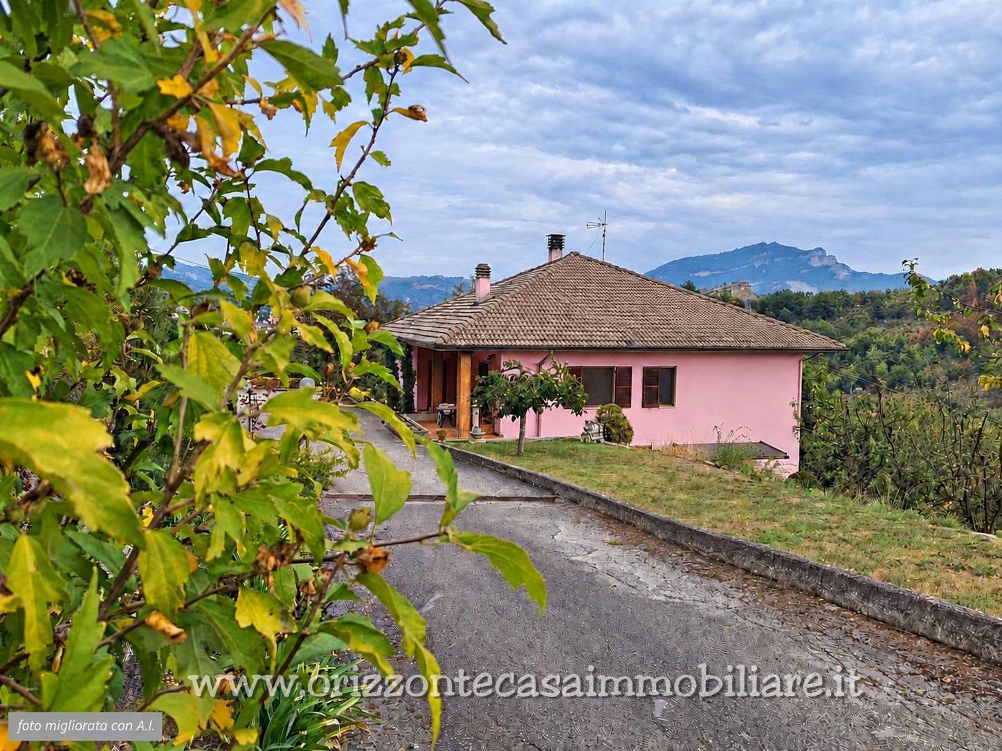 Villa in vendita a Venarotta