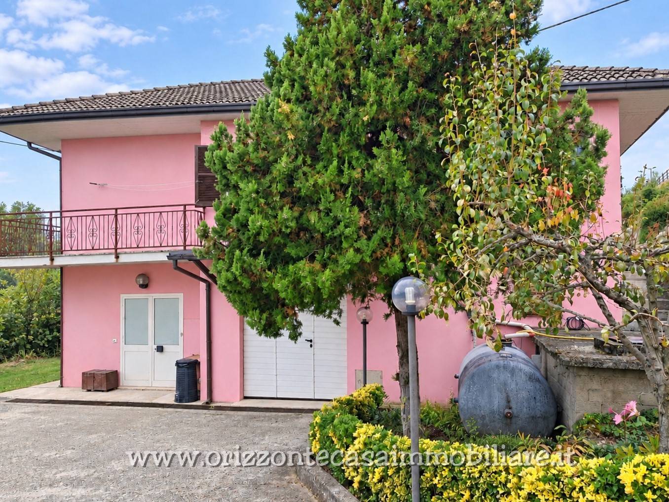 Villa in vendita a Venarotta