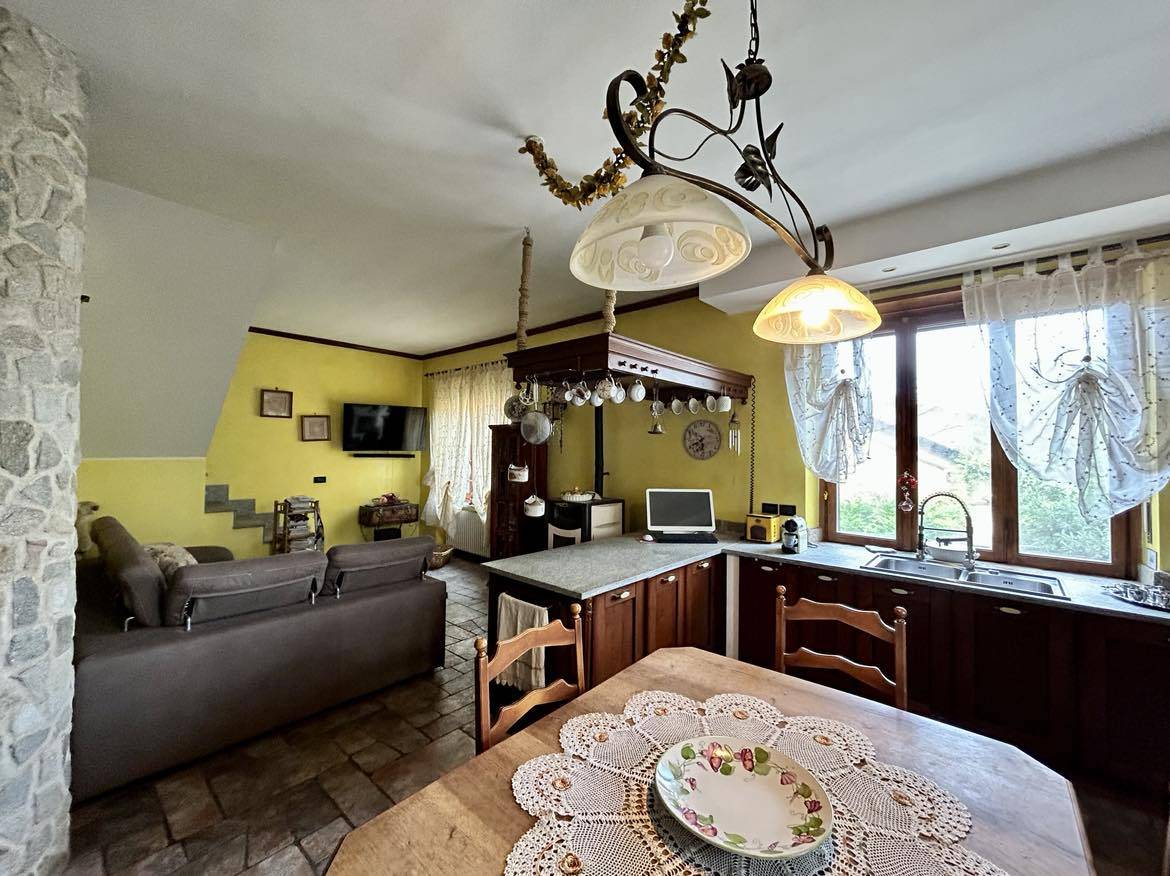 Casa indipendente in vendita a Virle Piemonte, Centro Paese