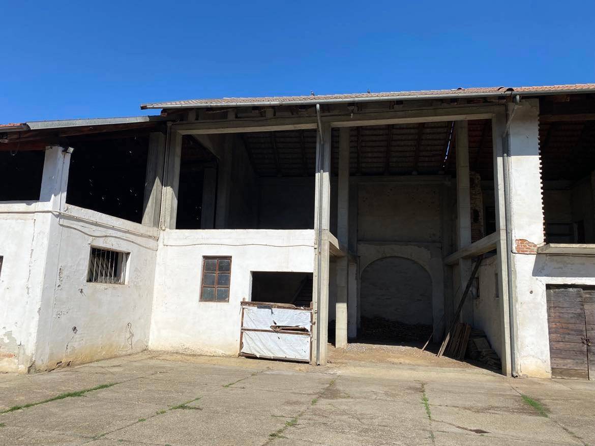 Rustico in vendita a Carignano, Borgata Brassi