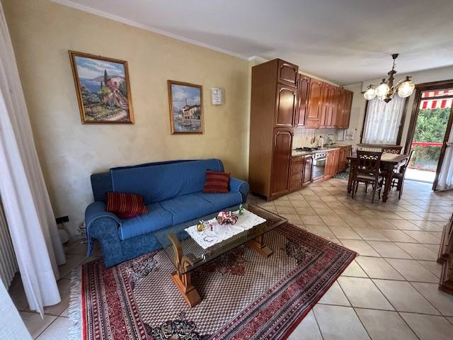 Appartamento in vendita a Vinovo, Centrale