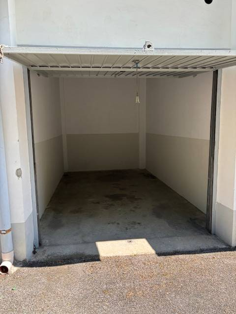 Box o garage in vendita a Vinovo, Semicentrale