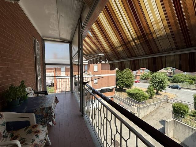 Appartamento in vendita a Vinovo, Centro Paese