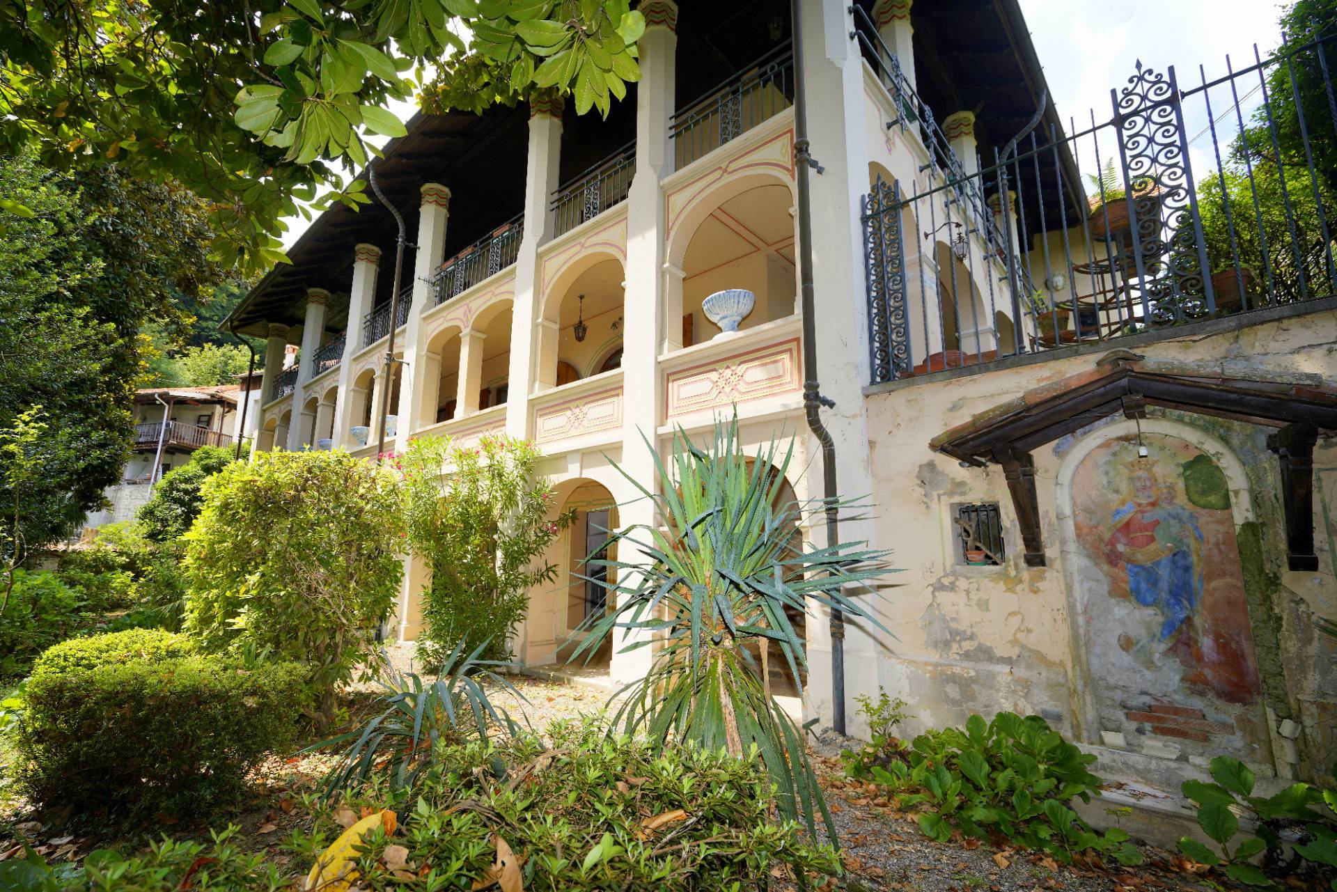 Villa Storica in vendita a Borgosesia