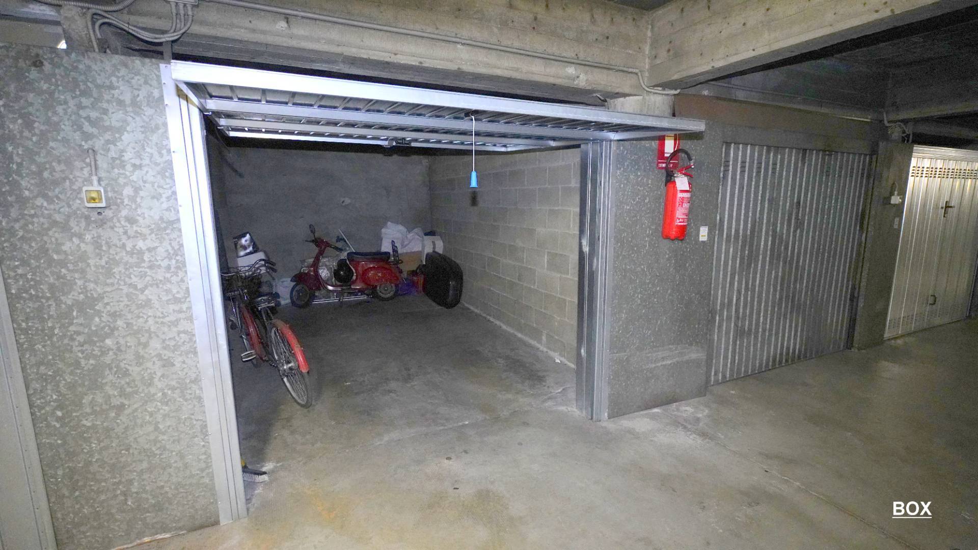 Box o garage in vendita a Torino, San Salvario