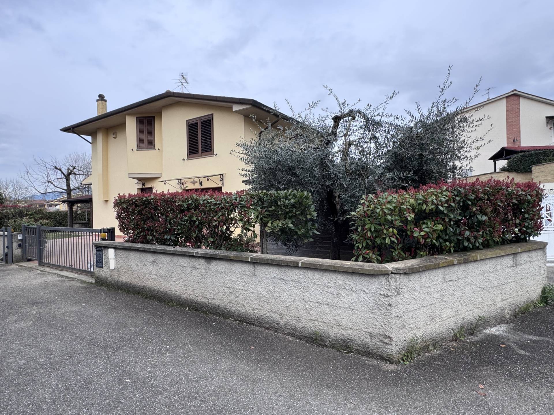 Villa in vendita a Calcinaia, Oltrarno