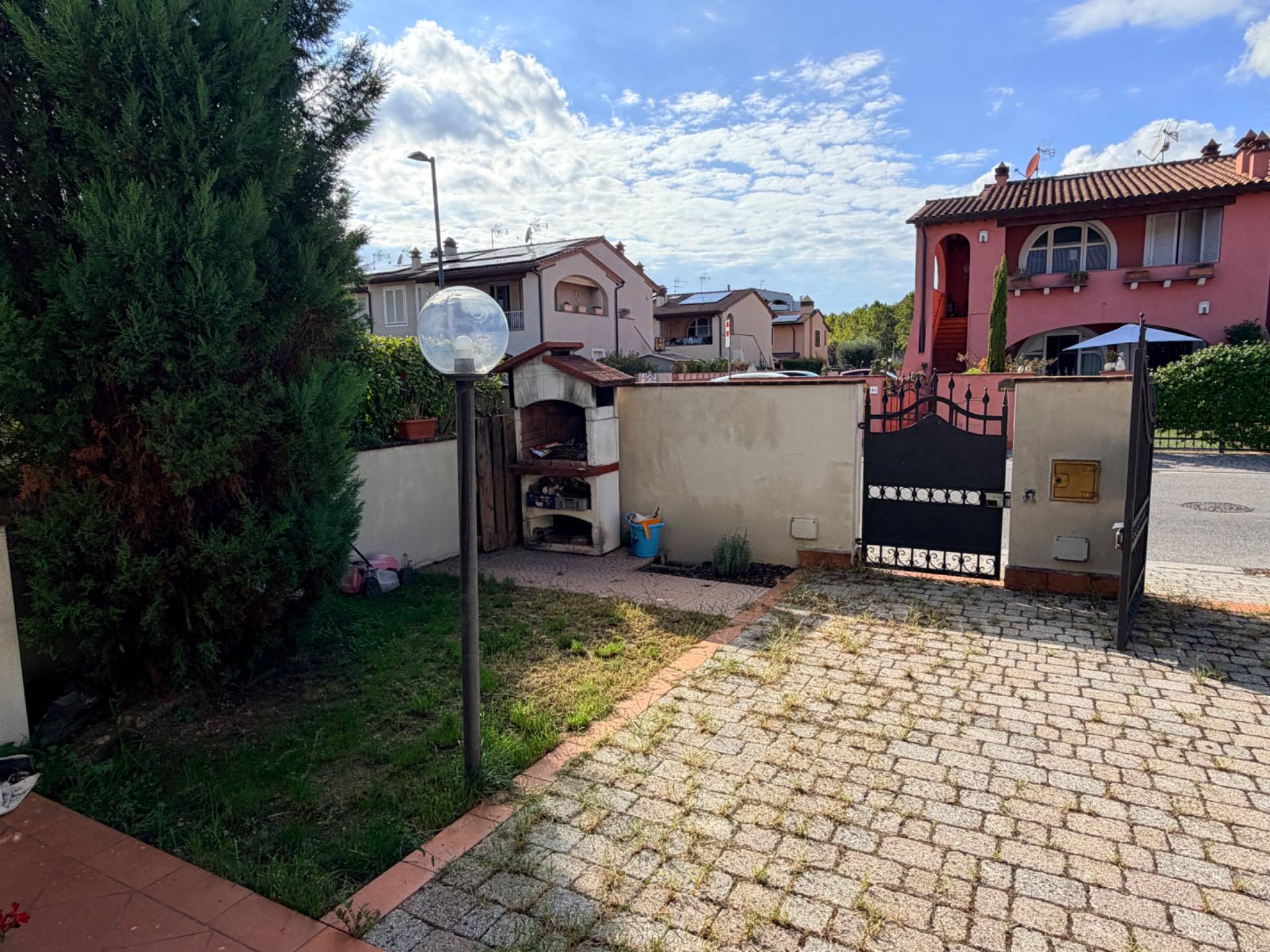 Appartamento in vendita a Calcinaia, Centro